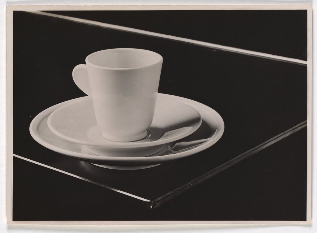 Tasse, Untertasse und Teller, Hans Finsler