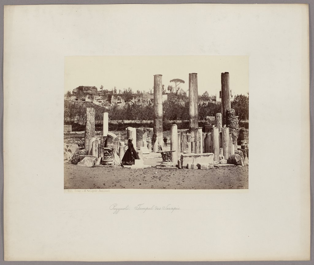 Pozzuoli: Tempel des Serapis, Giorgio Sommer;   zugeschrieben