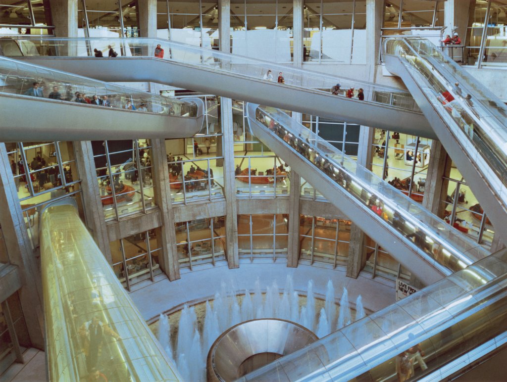 Charles de Gaulle, Andreas Gursky