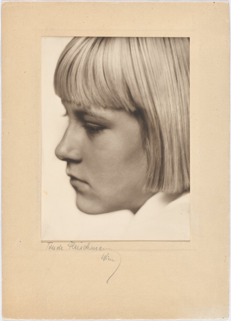 Ohne Titel (Porträt einer jungen Frau), Trude Fleischmann