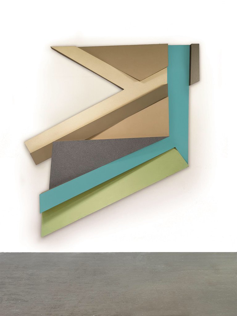 Cieszowa III, Frank Stella