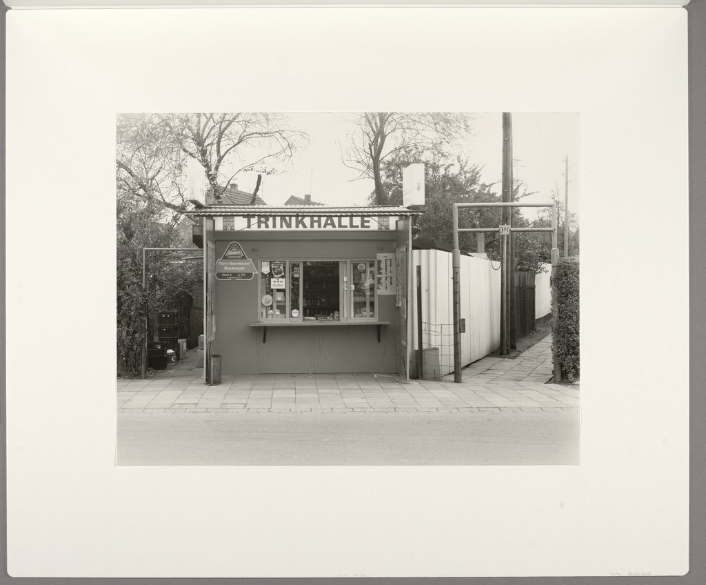 Trinkhalle, Düsseldorf, Höherweg 300, Tata Ronkholz