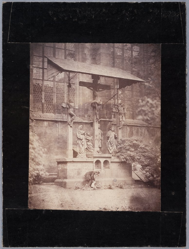 Frankfurt am Main: Heller Crucifix outside the cathedral, with gardener, Carl Friedrich Mylius